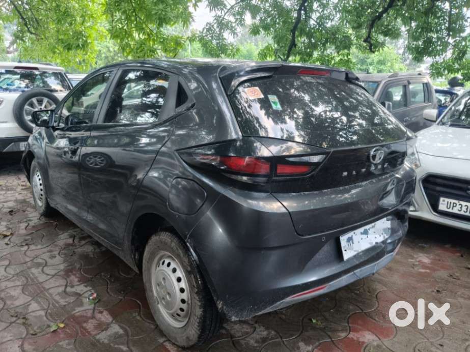Tata Altroz 1.2 Xm, 2021, Petrol