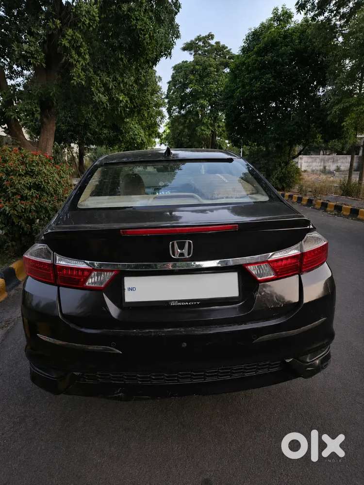Honda City 2019 Petrol Well Maintained Automatic With Sunroof