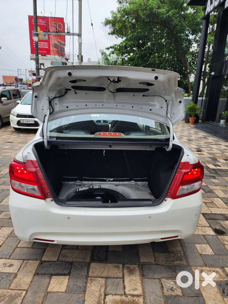 Maruti Suzuki Dzire 1.2 Lxi, 2022, Petrol