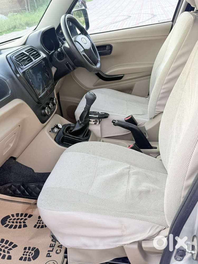 Mahindra Tuv 300 T6, 2016, Diesel