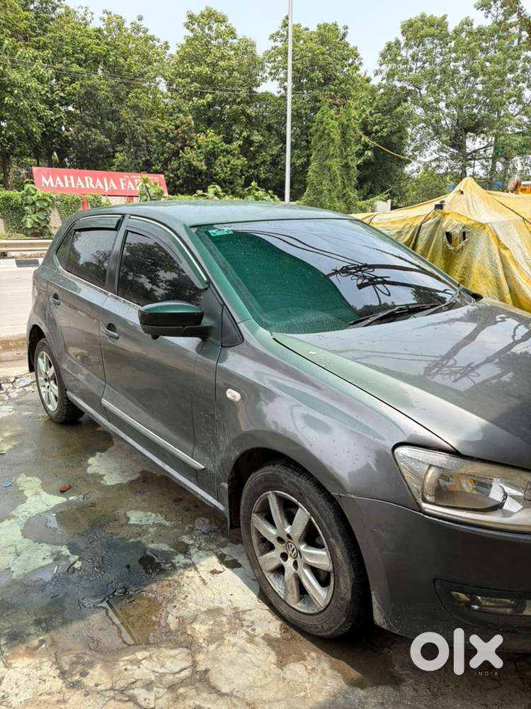 Volkswagen Polo 2012 Car