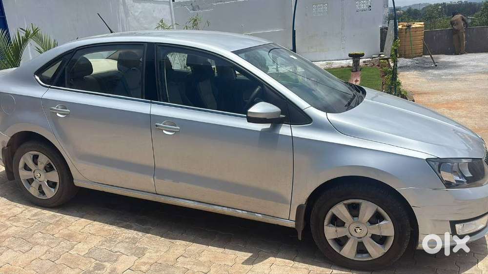 Skoda Rapid 2021 Petrol 44000 Km Driven