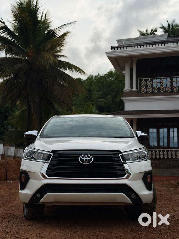 Toyota Innova Crysta 2022