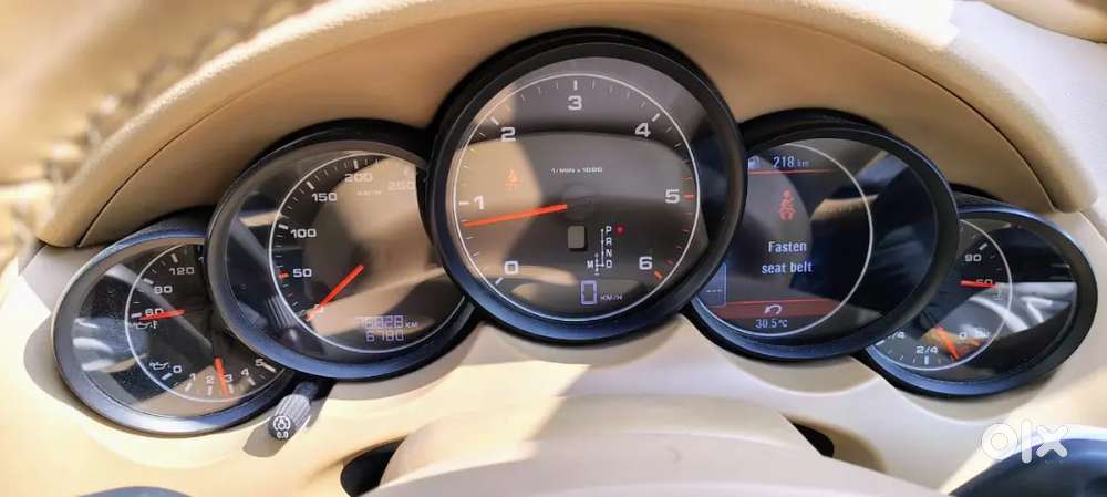 Porsche Cayenne 2014 Diesel 76000 Km Driven