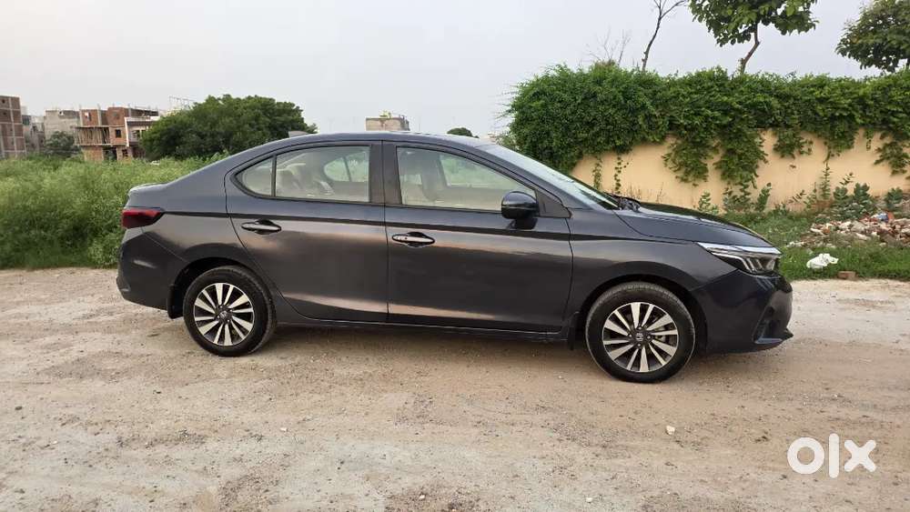 Honda City 1.5 Vx Petrol 2025