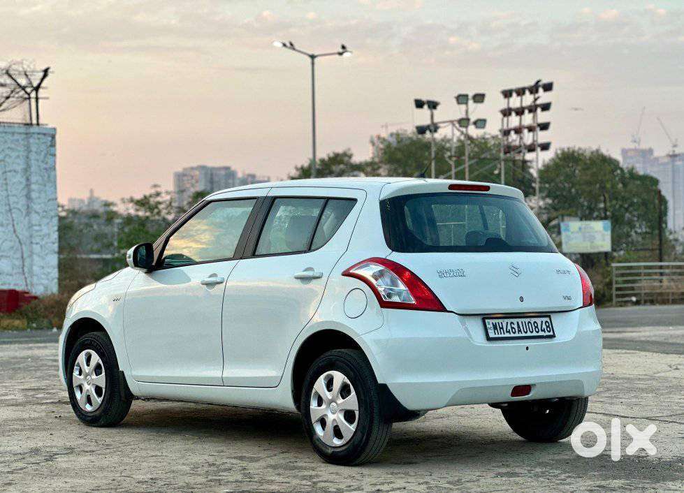 Maruti Suzuki Swift 1.2 Vxi (o), 2016, Petrol