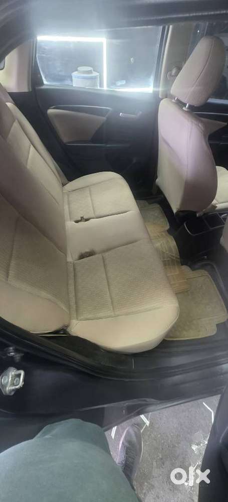 Honda Jazz V Mt Privilege, 2017, Petrol