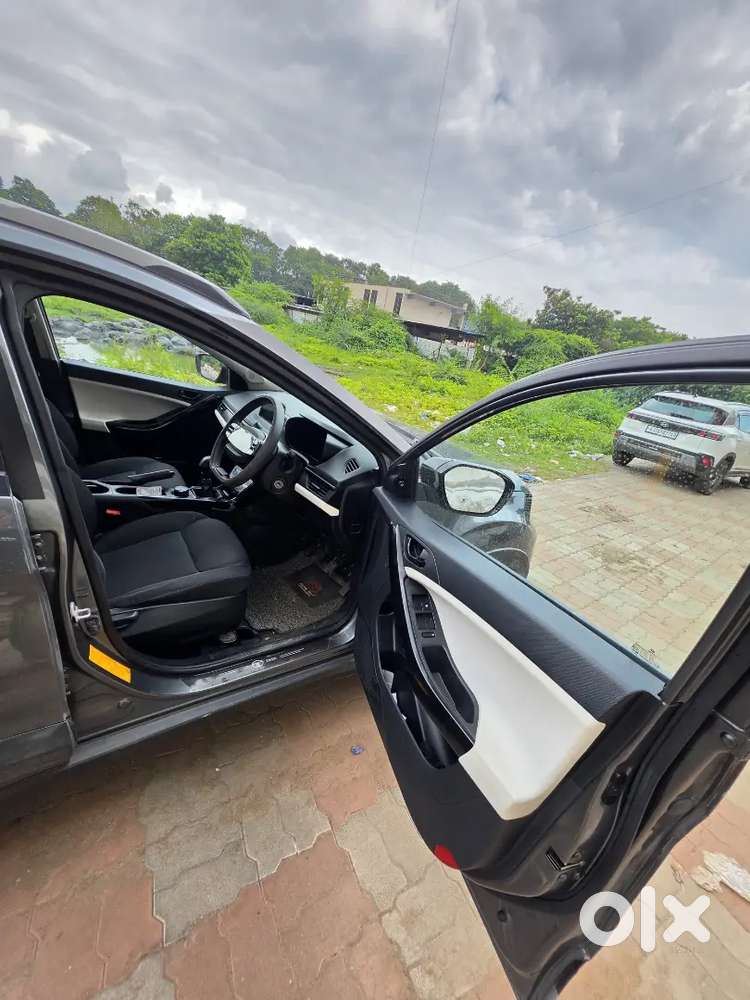 Tata Nexon 2023 Petrol