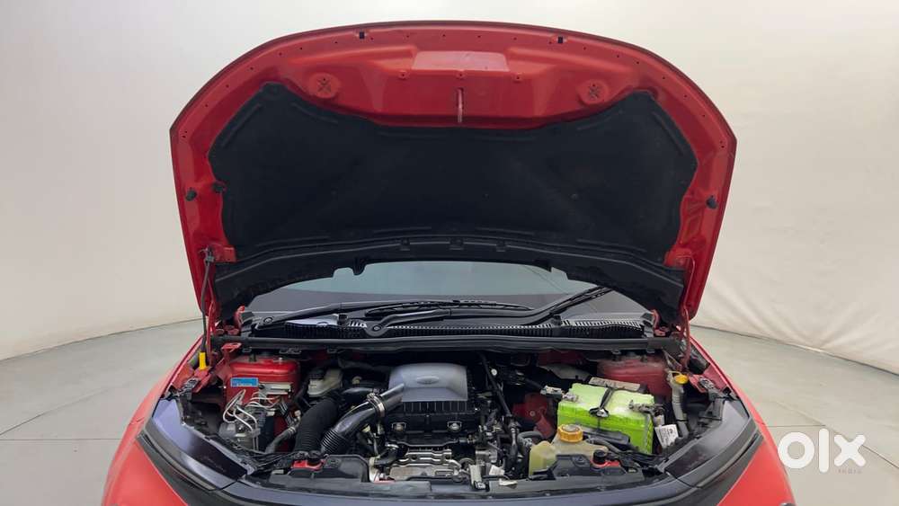 Tata Curvv Creative Plus S 1.2 Revotron Petrol 7dca, 2024, Petrol