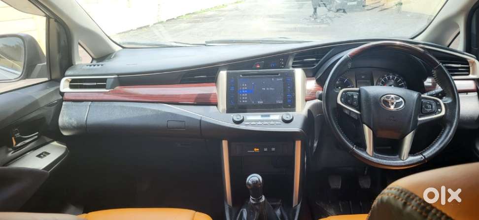 Toyota Innova Crysta 2.4 V, 2017, Diesel
