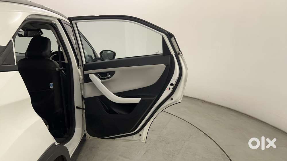 Tata Nexon Creative Plus 1.2 Revotron Petrol 7dca, 2024, Petrol