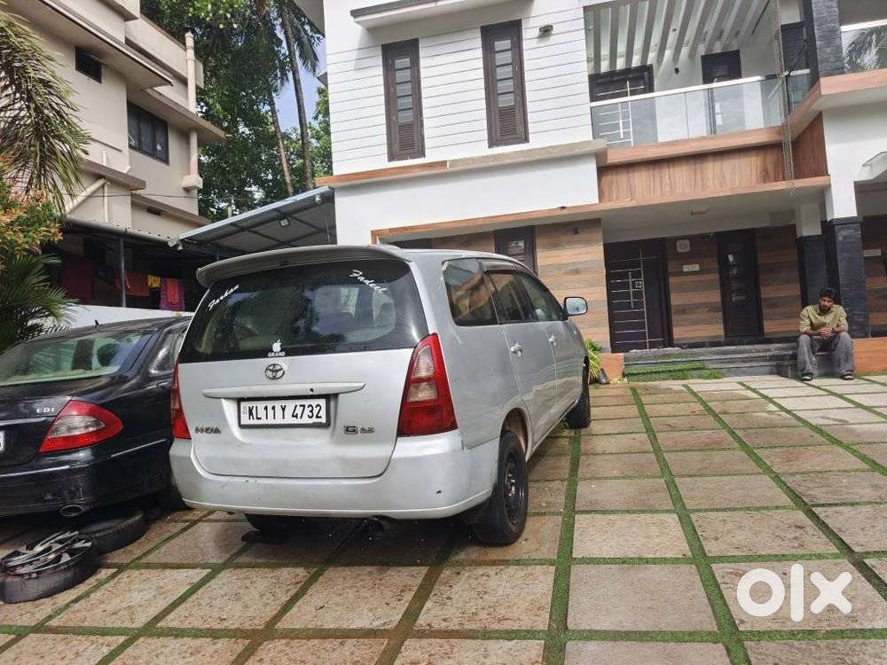 Toyota Innova, 2006