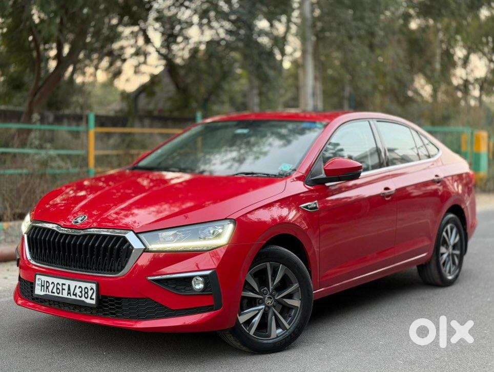 Skoda Slavia 1.0 Tsi Style At, 2023, Petrol
