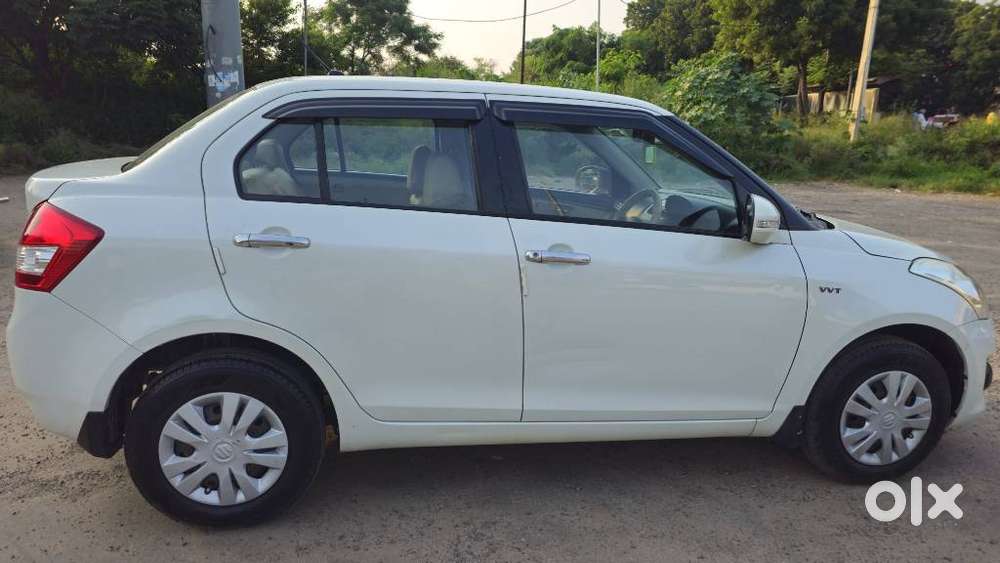 Maruti Suzuki Dzire 1.2 Vxi, 2014, Petrol