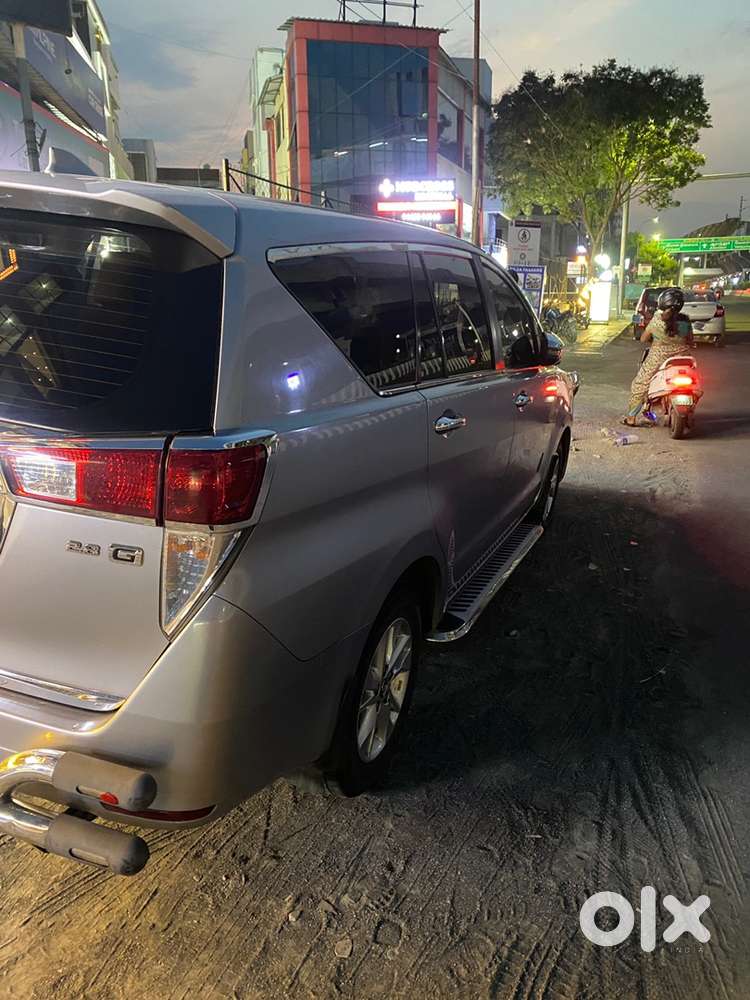 Toyota Innova Crysta 2019