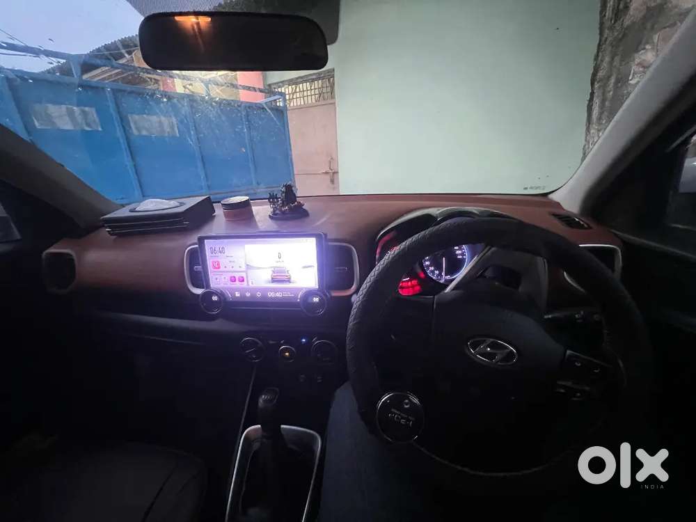 Hyundai Venue Petrol 2021