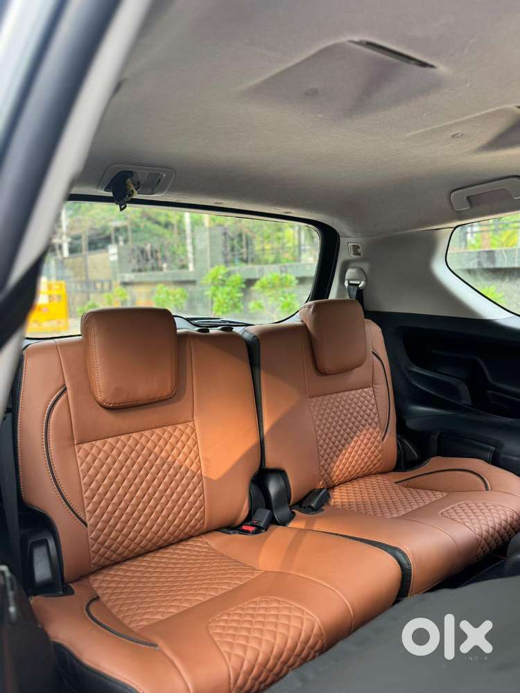 Toyota Innova Crysta