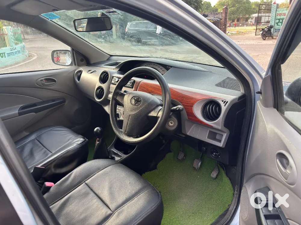 Toyota Etios 2011 Petrol 79000 Km Driven