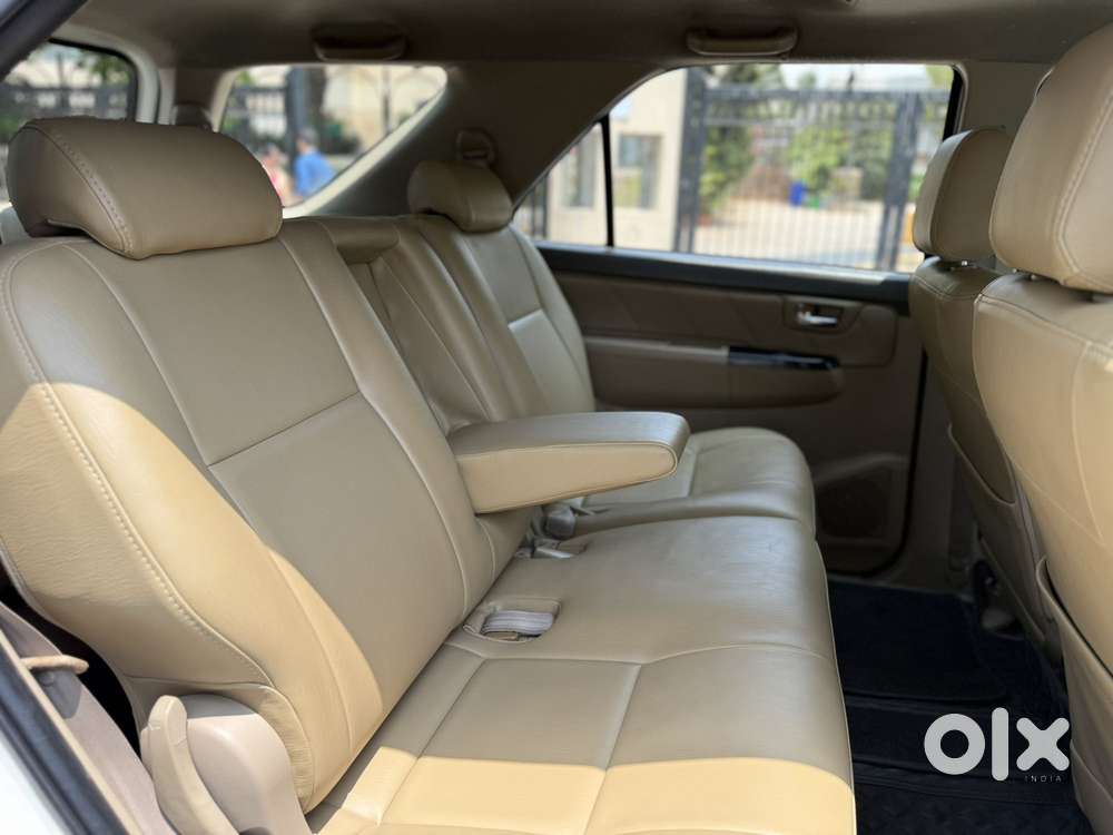 Toyota Fortuner 2011-2016 4x4 Mt, 2012, Diesel