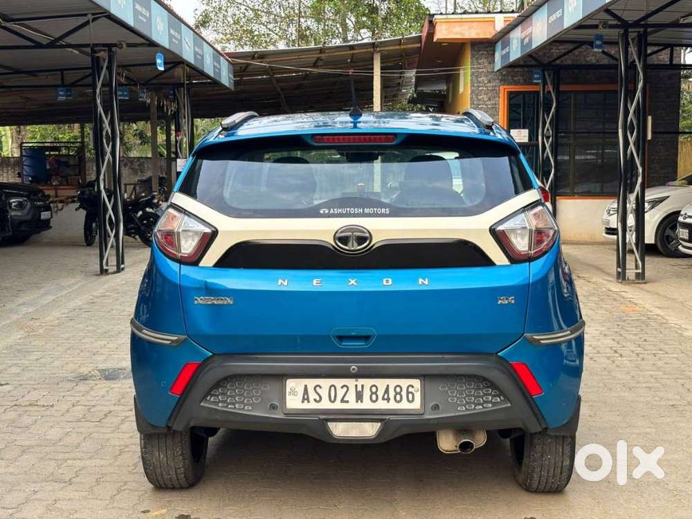 Tata Nexon 1.2 Revotron Xm, 2018, Petrol