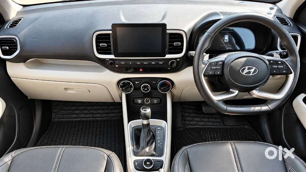 Hyundai Venue 1.0 S (o) Turbo Dct, 2024, Petrol