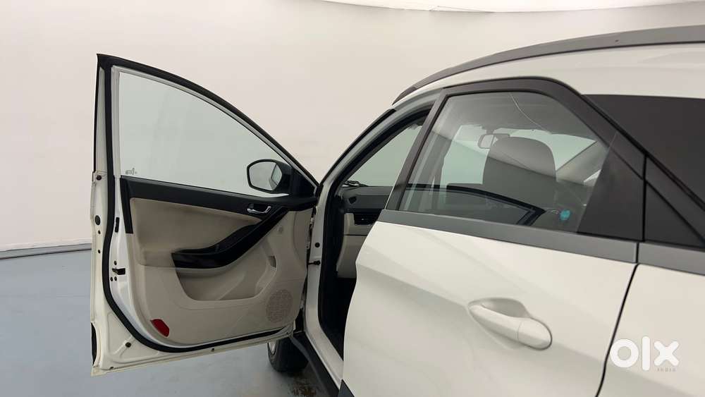 Tata Nexon 1.2 Revotron Xz, 2022, Petrol