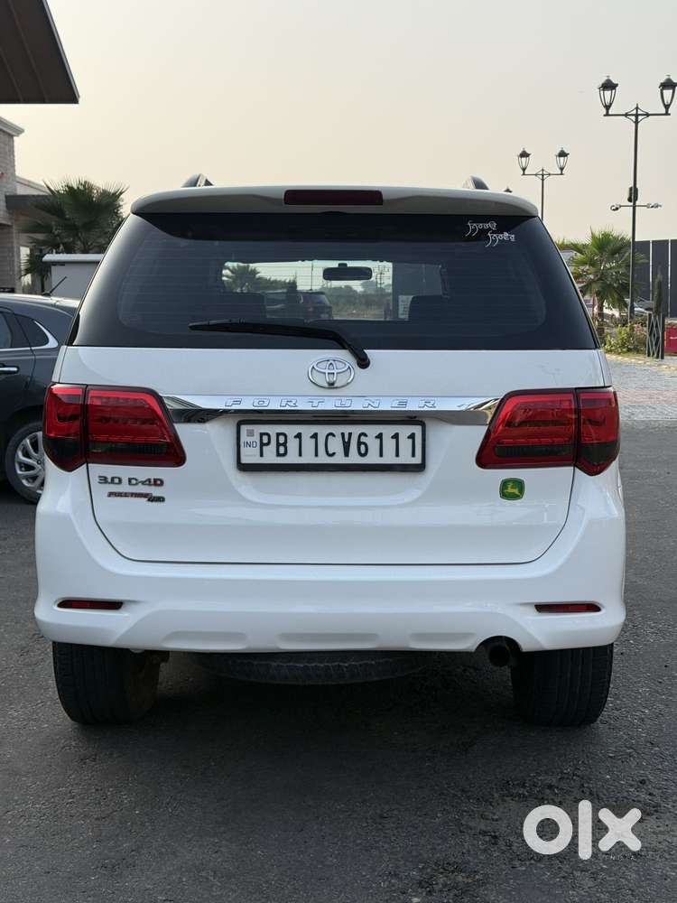 Toyota Fortuner 4x4 At 2.8 Diesel, 2015, Diesel