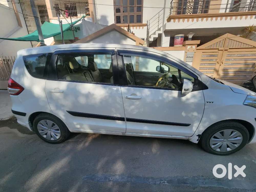 Maruti Suzuki Ertiga 2016 Petrol Well Maintained
