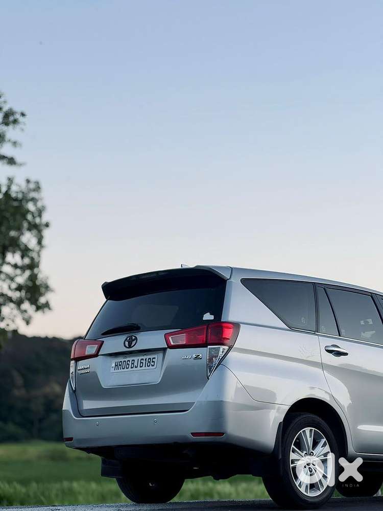 Toyota Innova Crysta 2.8 Z At Diesel 2019 – Excellent Condition