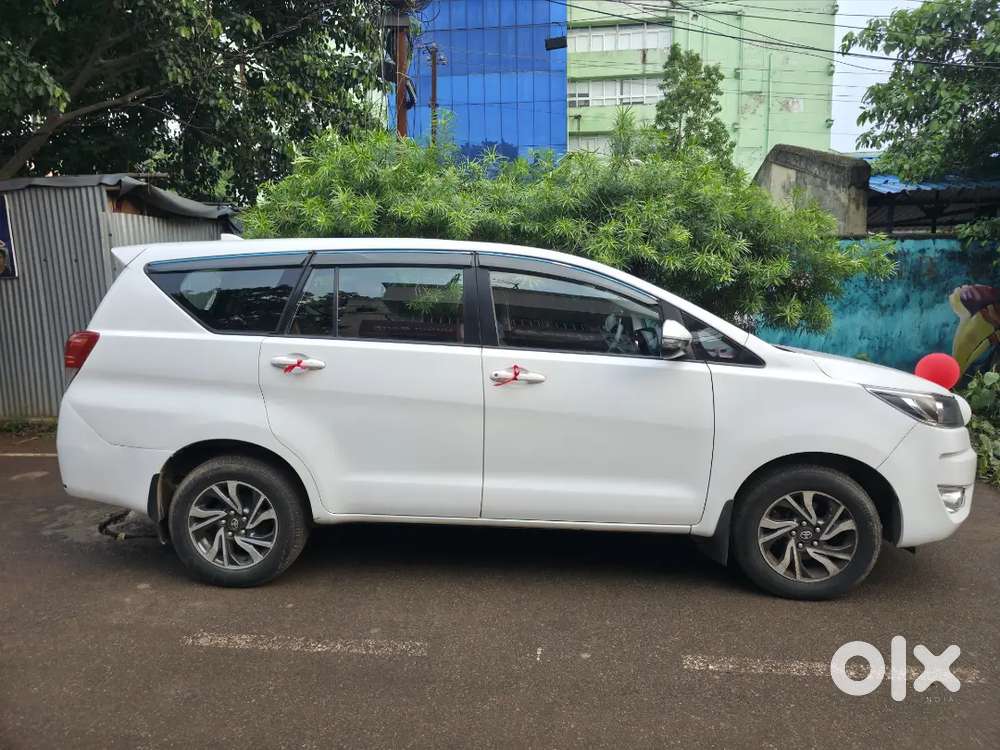 Toyota Innova Crysta 2021