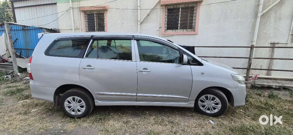Toyota Innova Diesel 2014