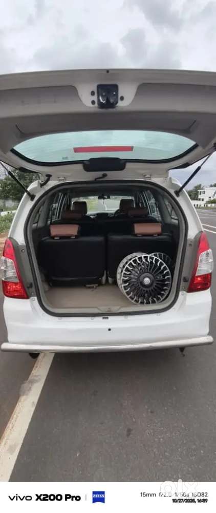 Toyota Innova Diesel 2012