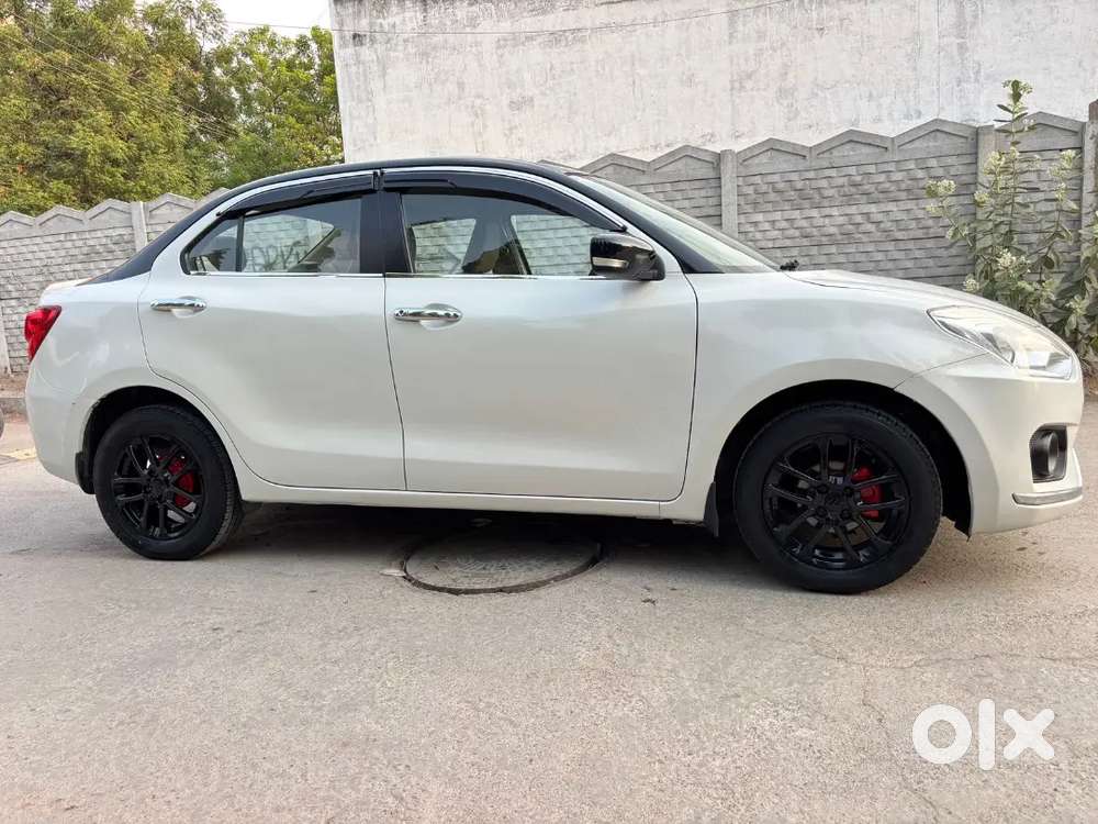 Maruti Suzuki Dzire 2017 Petrol Well Maintained
