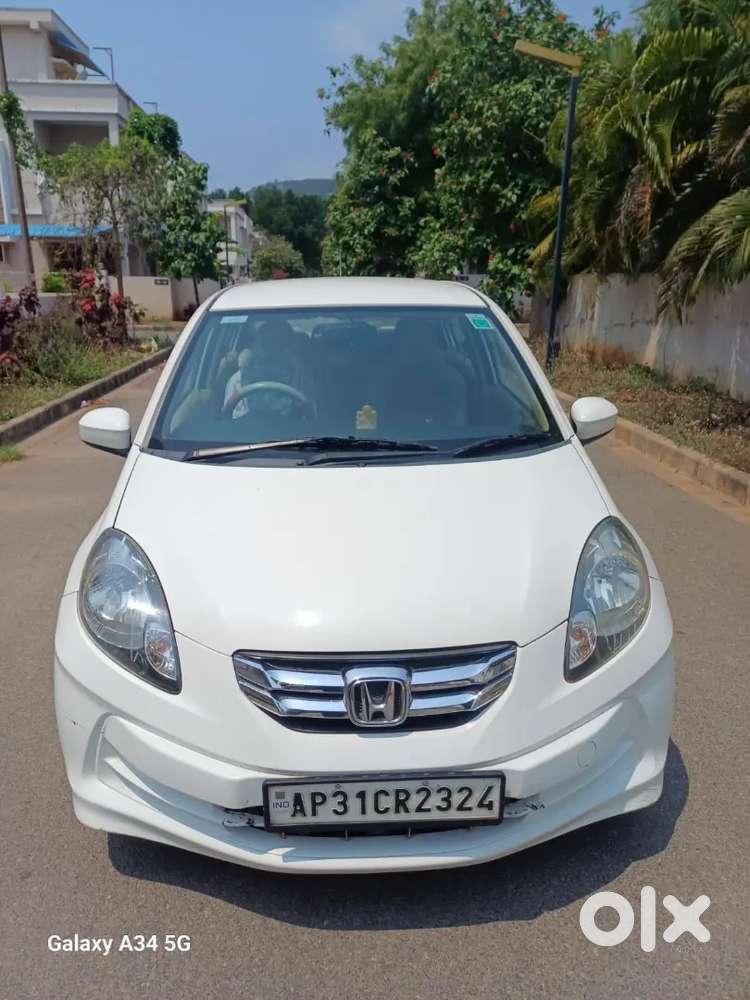 Honda Amaze 2nd Gen 2014 Diesel 128000 Km Driven