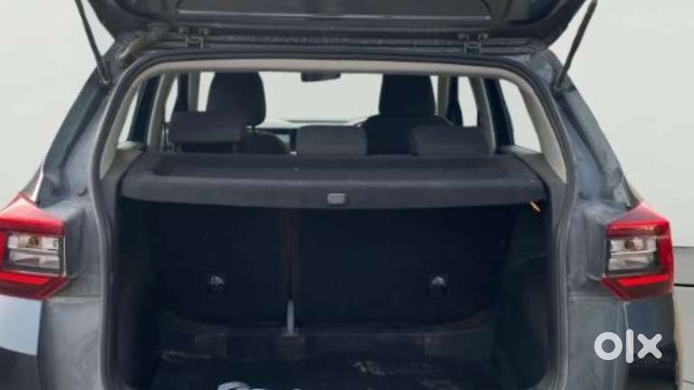 Skoda Kylaq Signature Plus, 2025, Petrol