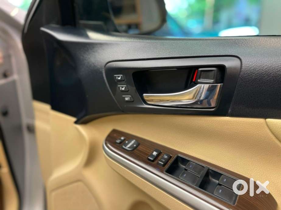 Toyota Camry Hybrid, 2015, Electric