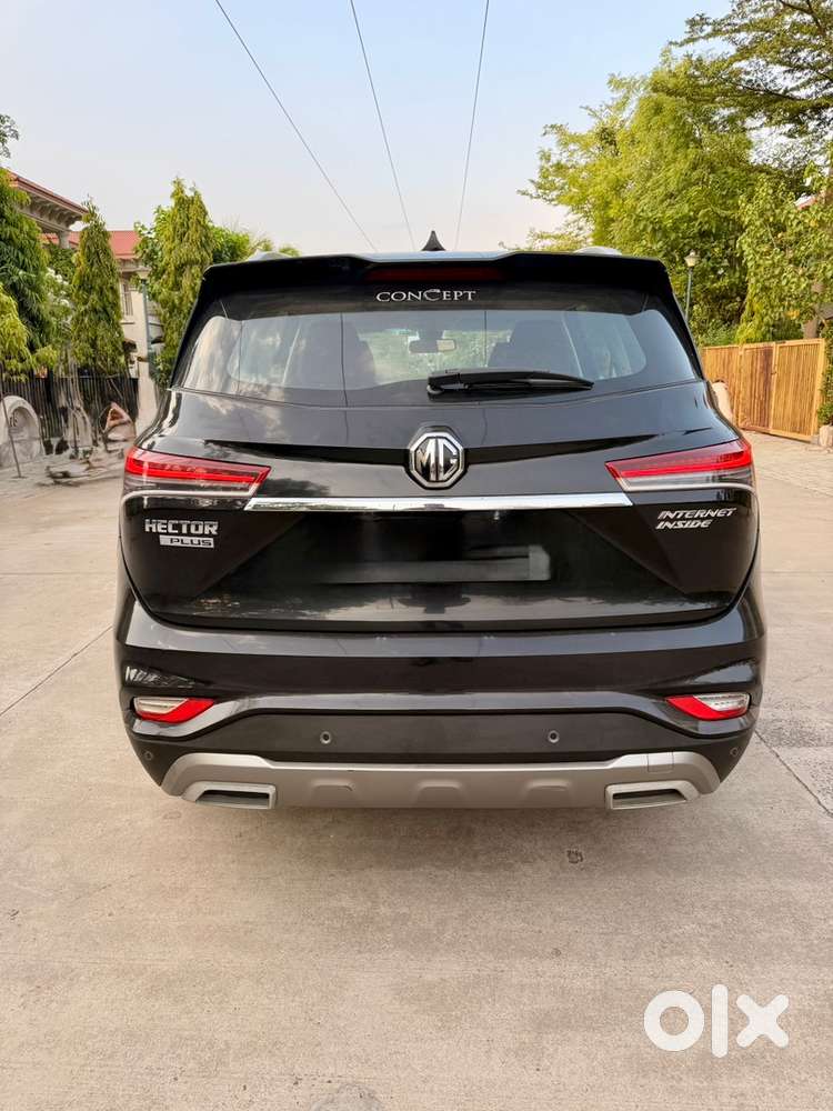 Mg Hector Plus 2022
