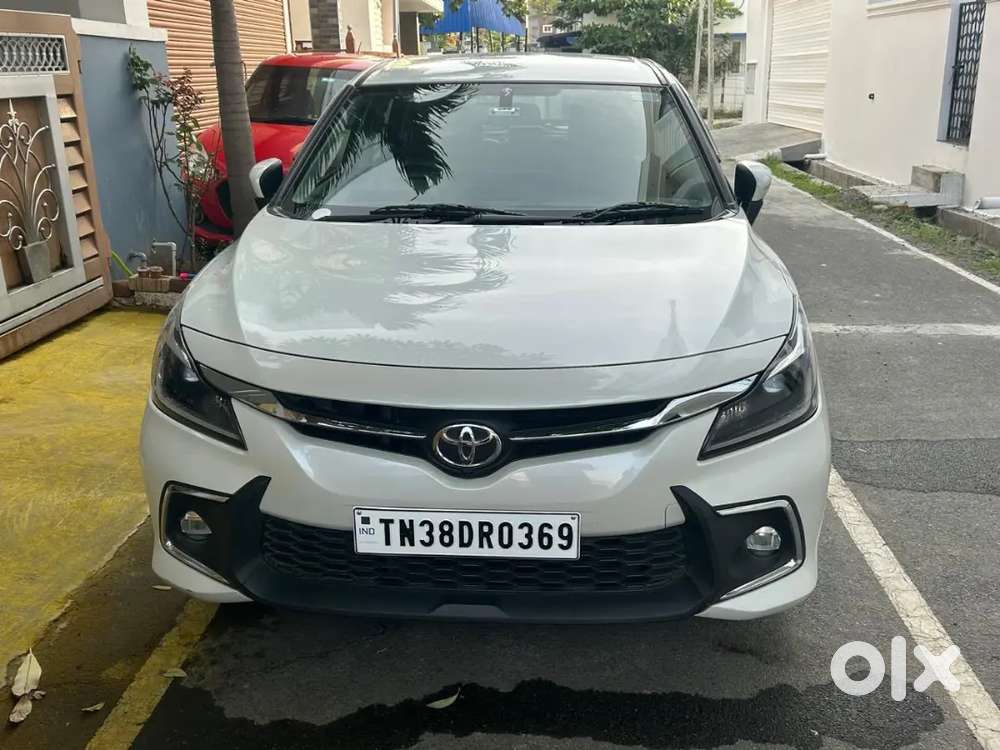 Toyota Glanza 1.2v 2024 Petrol