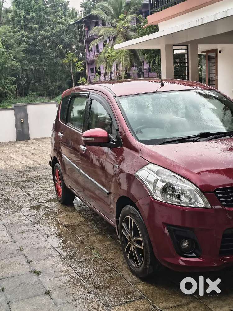 Maruti Suzuki Ertiga 2012