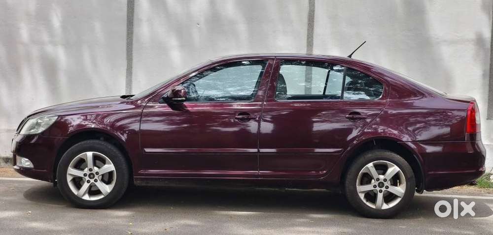 Skoda Laura Elegance 2.0 Tdi Cr Mt, 2012, Diesel