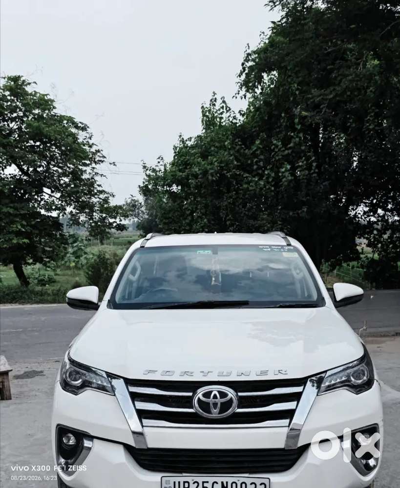 Toyota Fortuner Legender 2019