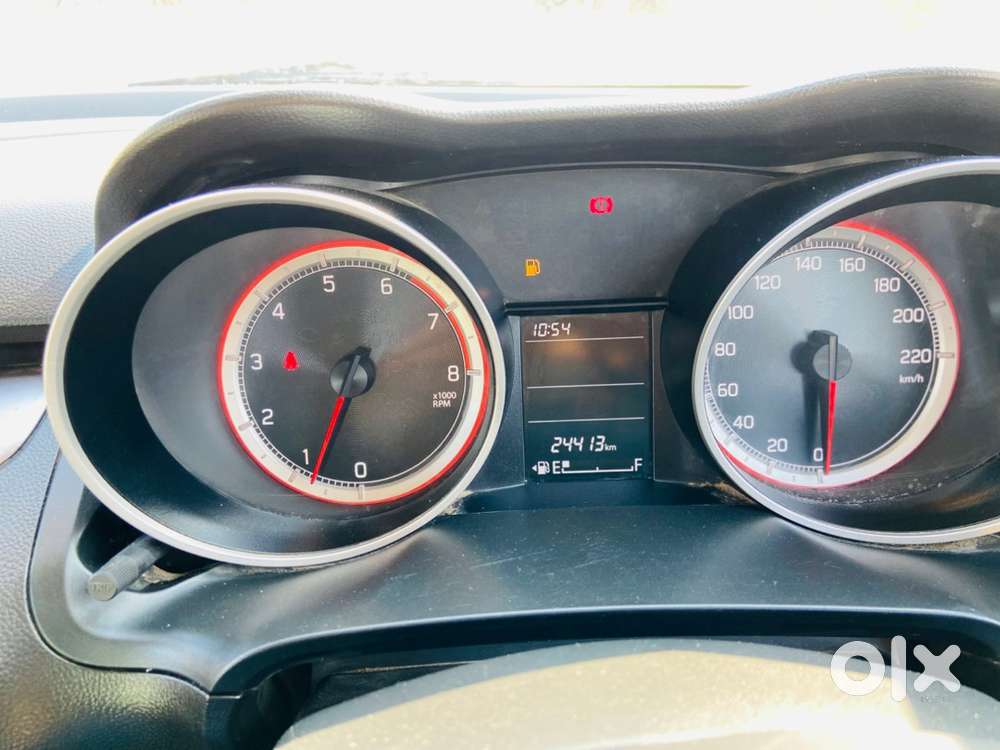 Maruti Suzuki Swift Vxi  2024 Model  26,000 Driven  1st Owner