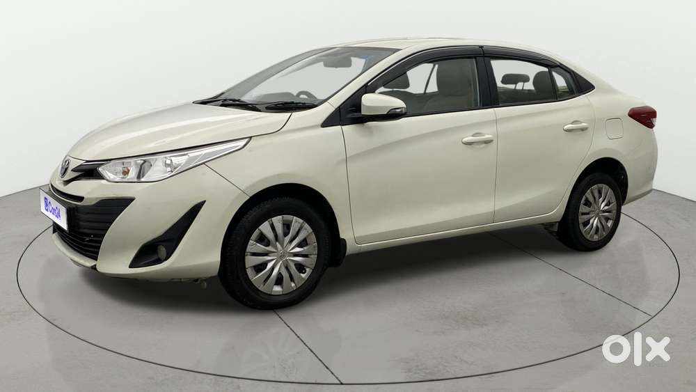 Toyota Yaris G Cvt, 2018, Petrol