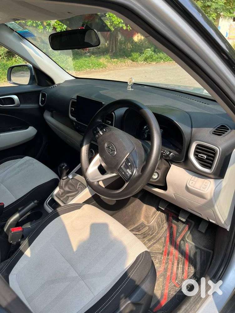 Hyundai Venue 1.2 S Plus, 2023, Petrol