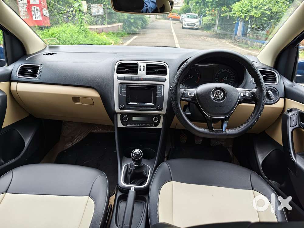 Volkswagen Polo Highline 1.6l Petrol, 2016, Petrol