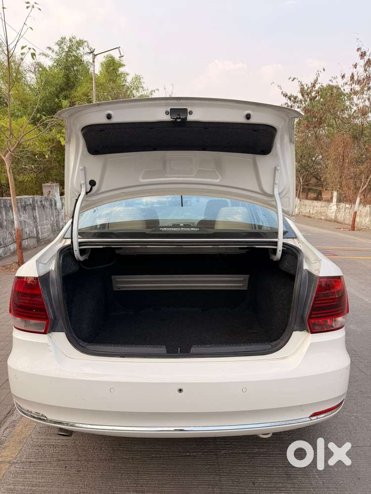 Volkswagen Vento 2010-2013 Petrol Highline At, 2015, Petrol