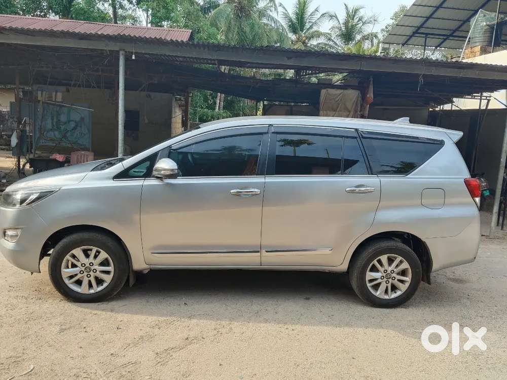 Toyota Innova Crysta 2017