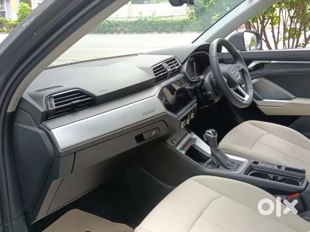 Audi Q3 40 Tfsi Premium Plus, 2025, Petrol