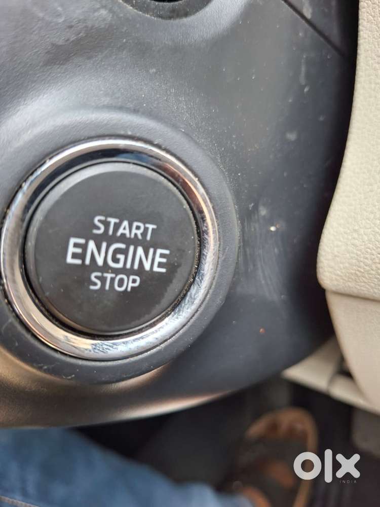 Skoda Slavia 1.0 Tsi Style At, 2022, Petrol