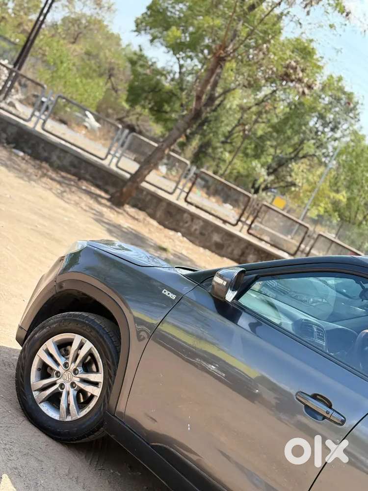 Maruti Suzuki Brezza 2017 Diesel Well Maintained